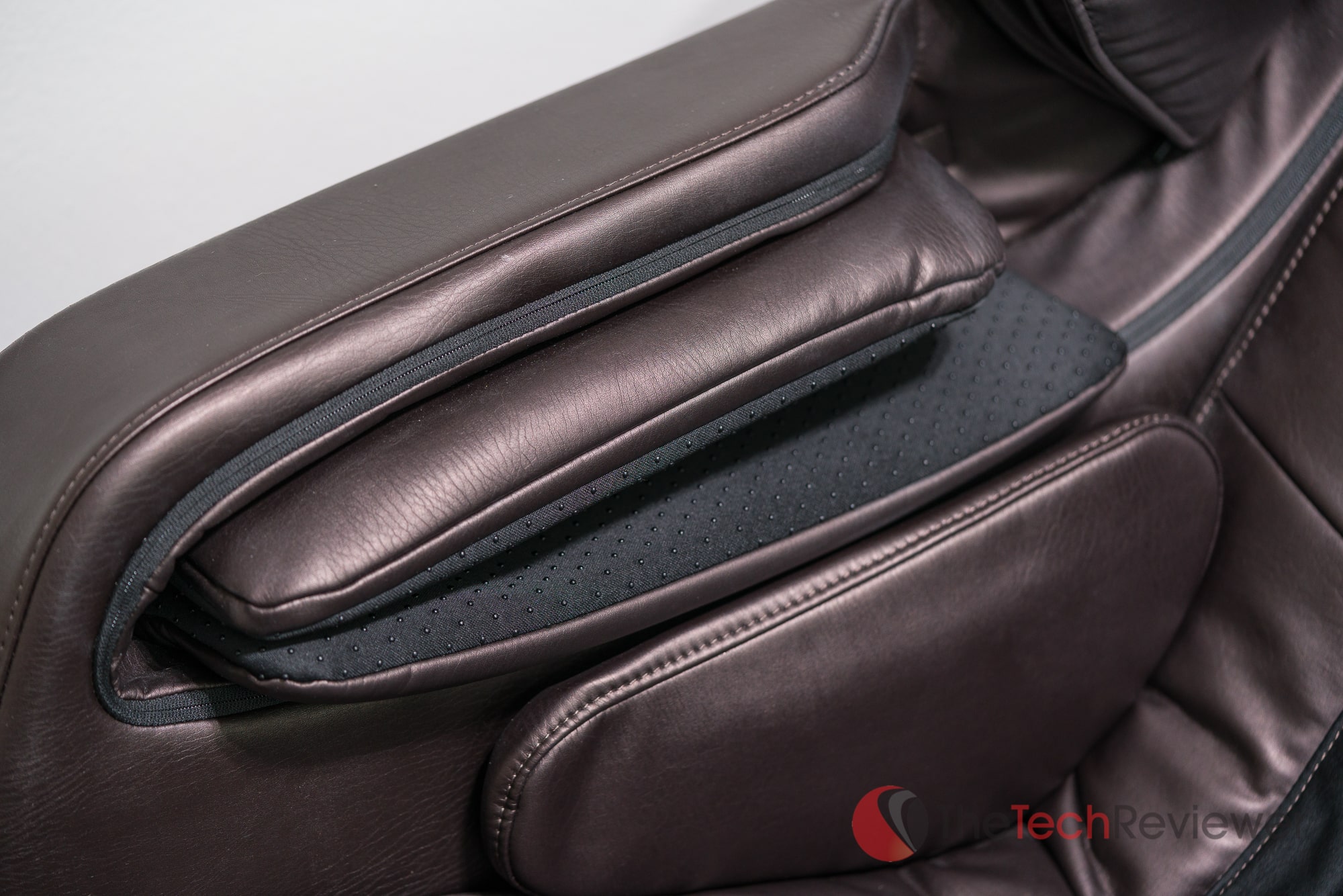 Riage-Armrests.jpg Riage Armrests