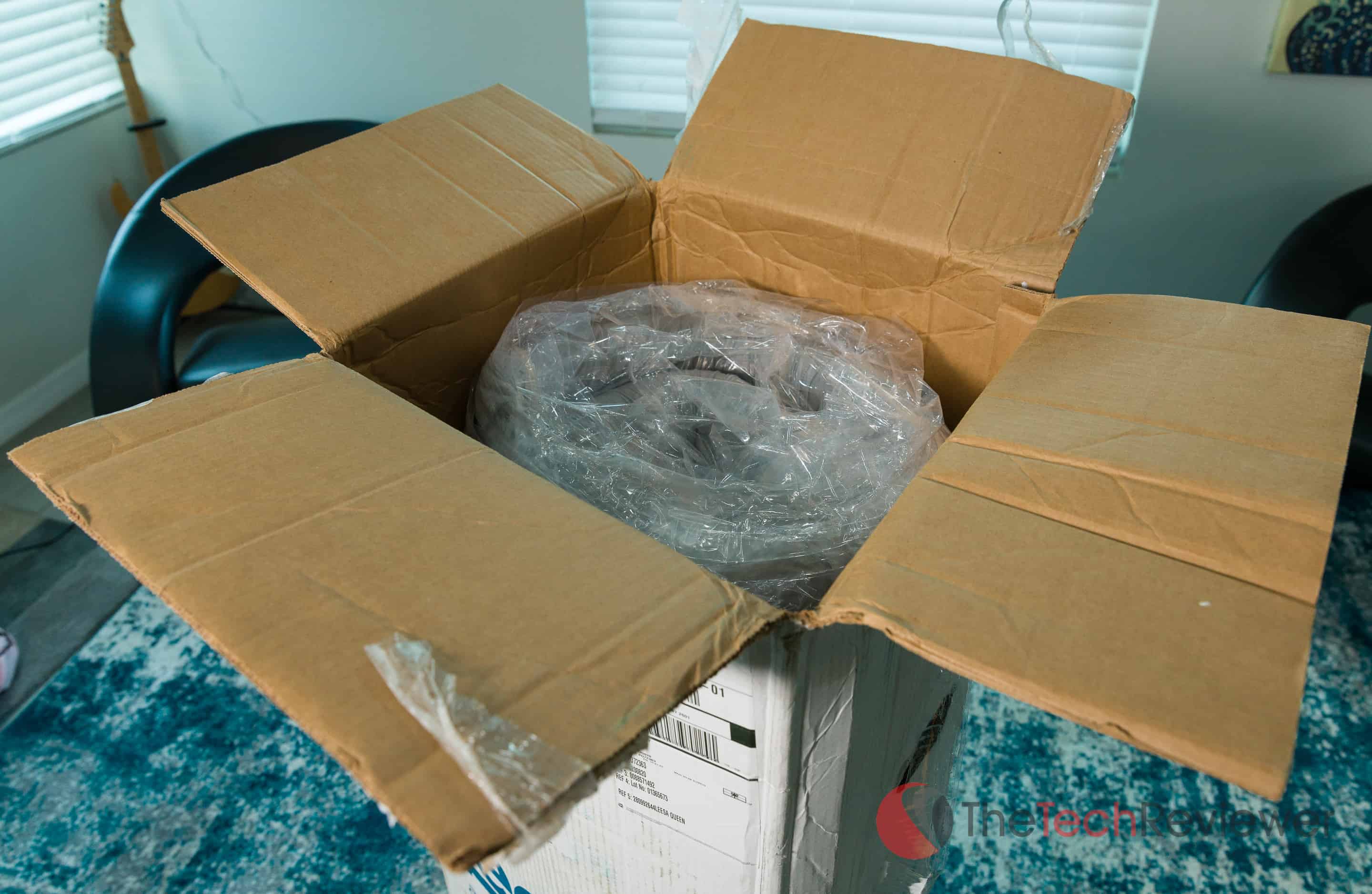 Leesa Mattress Unboxing